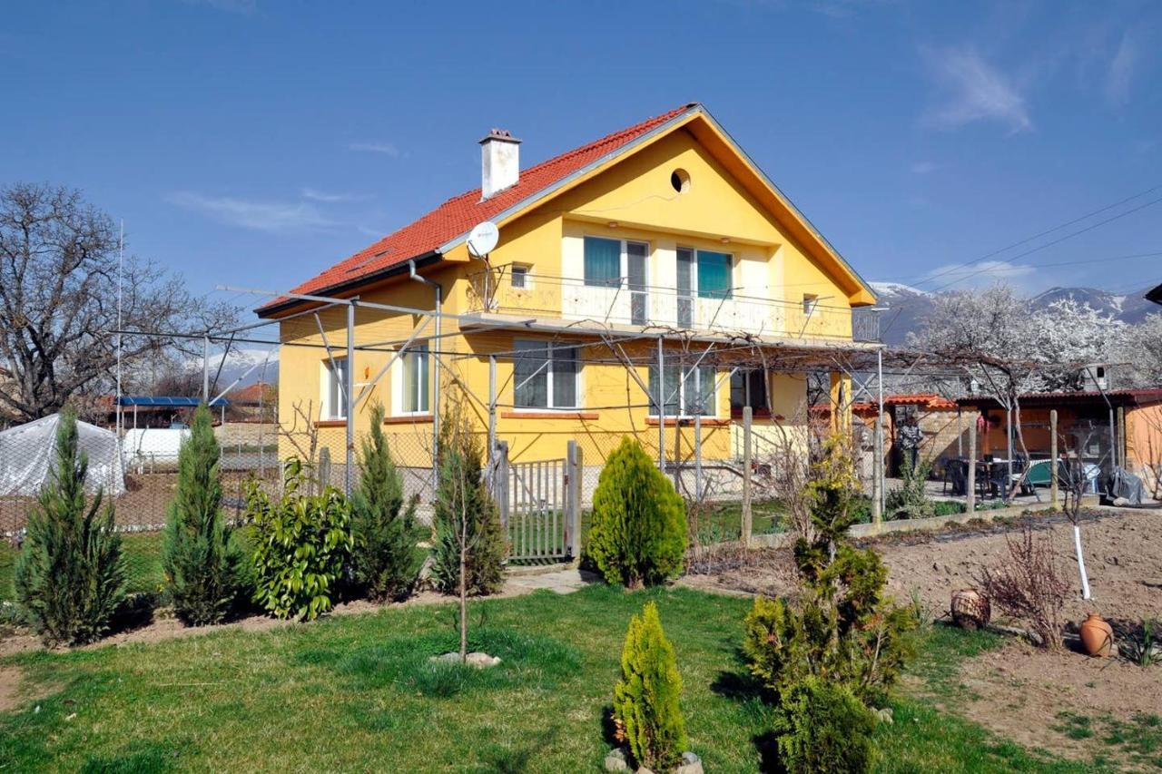 Вила В С. Габарево, Долината На Розите. Gabarevo ภายนอก รูปภาพ